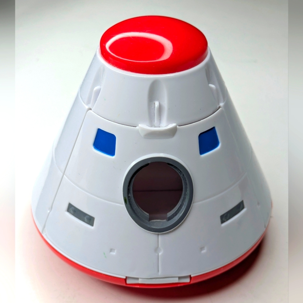 Daron NASA Space Adventure Space Series  Space Capsule with Light